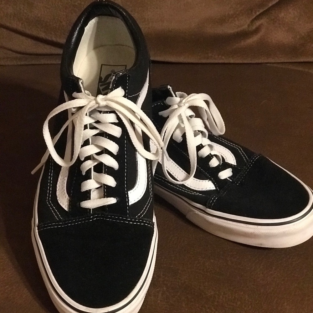 Men’s size 10 Vans